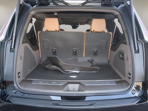 New 2026 Cadillac Escalade ESV Luxury w/ LPO, Floor Liner Package RWD image 16