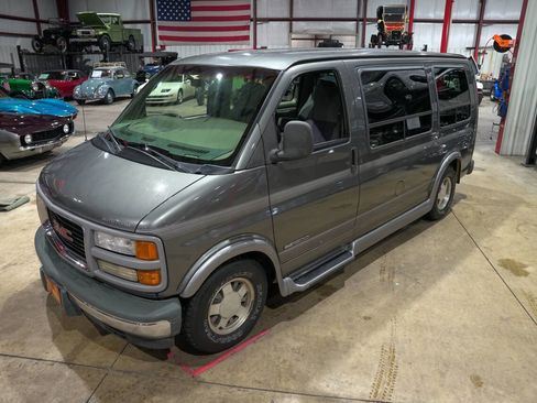 Used 1999 GMC Savana 1500 w/ Convenience Pkg image 15