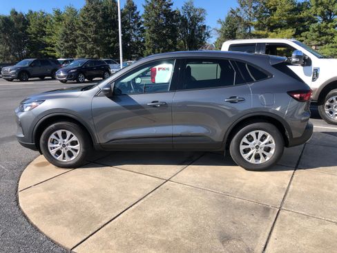 Used 2025 Ford Escape Active w/ Tech Pack #1 image 2
