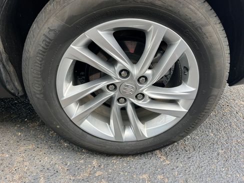 Used 2025 Buick Envista Preferred image 29