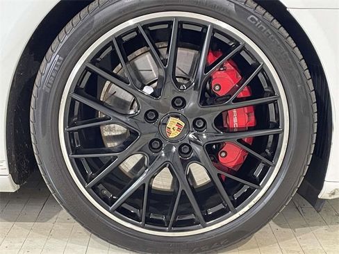 Used 2021 Porsche Panamera GTS image 16