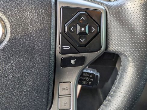 Used 2020 Toyota 4Runner SR5 image 19