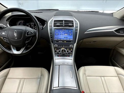 Used 2020 Lincoln MKZ w/ Convenience Package FWD image 15