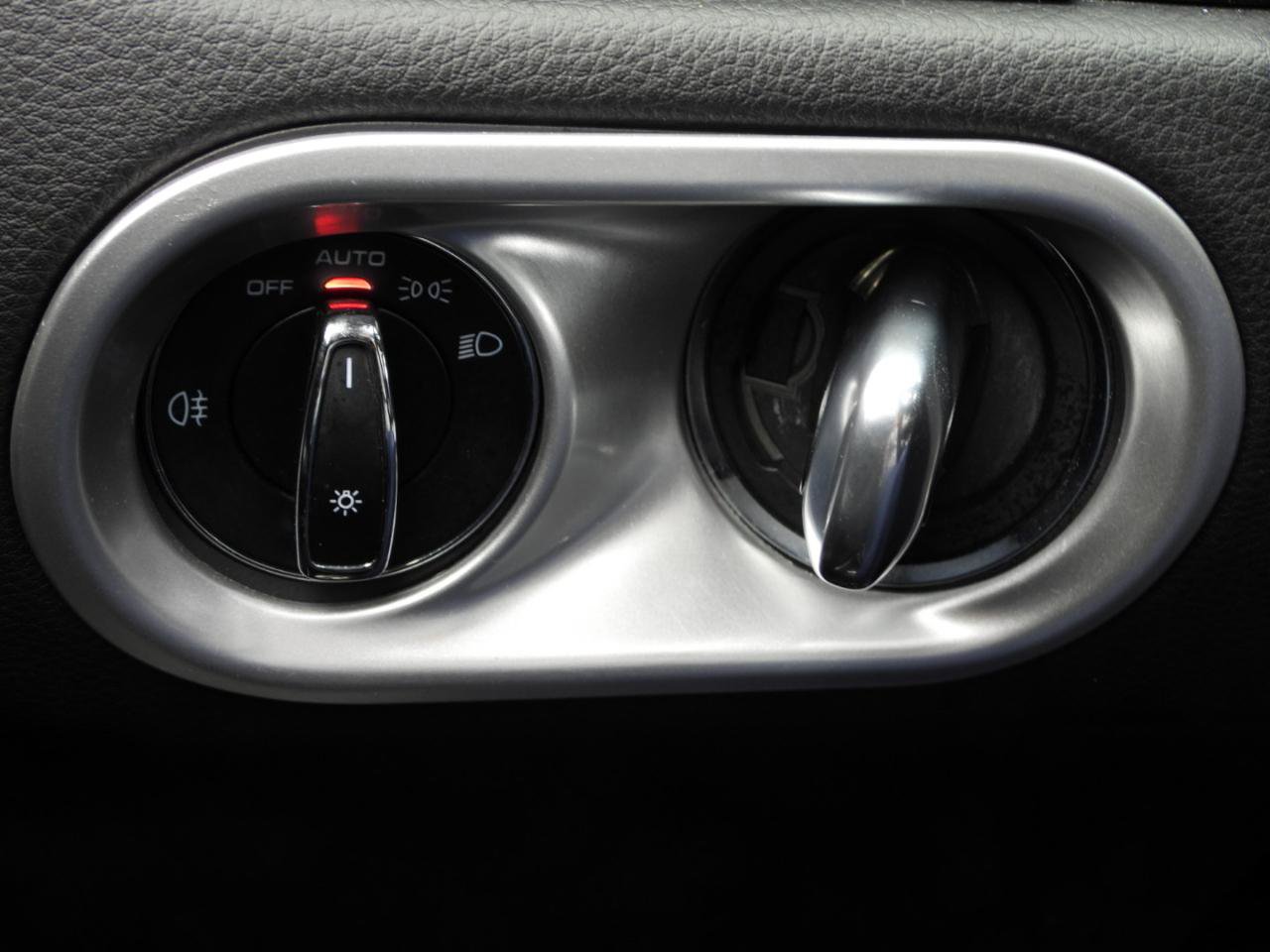 Used 2020 Porsche Macan S AWD/4WD image 93
