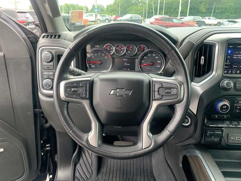 Certified 2022 Chevrolet Silverado 1500 LT Trail Boss w/ Convenience Package II AWD/4WD image 11