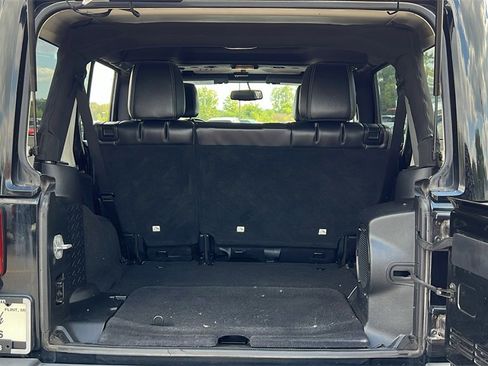 Used 2014 Jeep Wrangler Unlimited Rubicon w/ Dual Top Group image 34