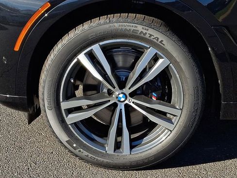 New 2026 BMW X7 M60i image 8