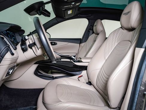 Used 2023 Aston Martin DBX AWD/4WD image 21