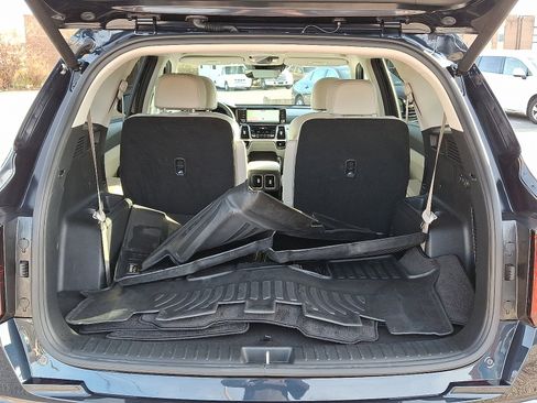 Used 2023 Kia Sorento EX image 26