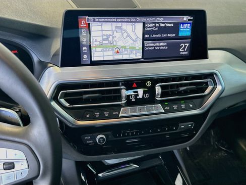 Certified 2024 BMW X3 sDrive30i w/ Convenience Package w/ZPA RWD image 11