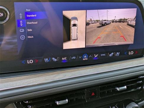 New 2025 Chevrolet Suburban High Country image 19