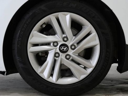 Used 2020 Hyundai Elantra Value Edition w/ Cargo Package (C1) FWD image 10