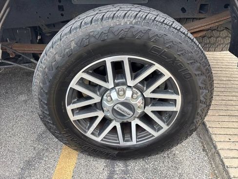 Used 2018 Ford F250 Lariat w/ Lariat Ultimate Package AWD/4WD image 10