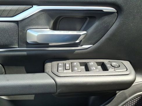 New 2026 RAM 1500 Big Horn AWD/4WD image 11