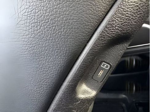 Used 2024 Kia Telluride SX w/ Towing Package image 29