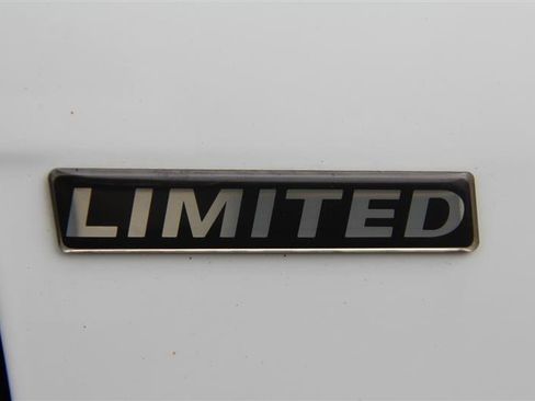 Used 2022 Volkswagen Passat 2.0T FWD image 15