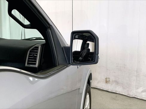 Used 2020 Ford F150 Platinum w/ Equipment Group 701A Luxury image 11