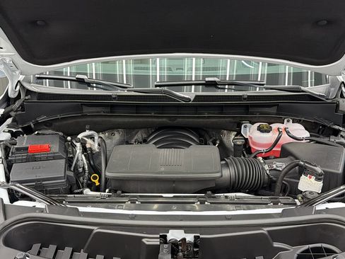 Used 2026 GMC Yukon XL Denali Ultimate w/ LPO, Floor Liner Package AWD/4WD image 17