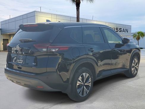 Certified 2023 Nissan Rogue SV FWD image 7