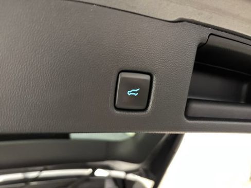 Used 2024 Ford Escape ST-Line w/ Tech Pack #1 AWD/4WD image 25