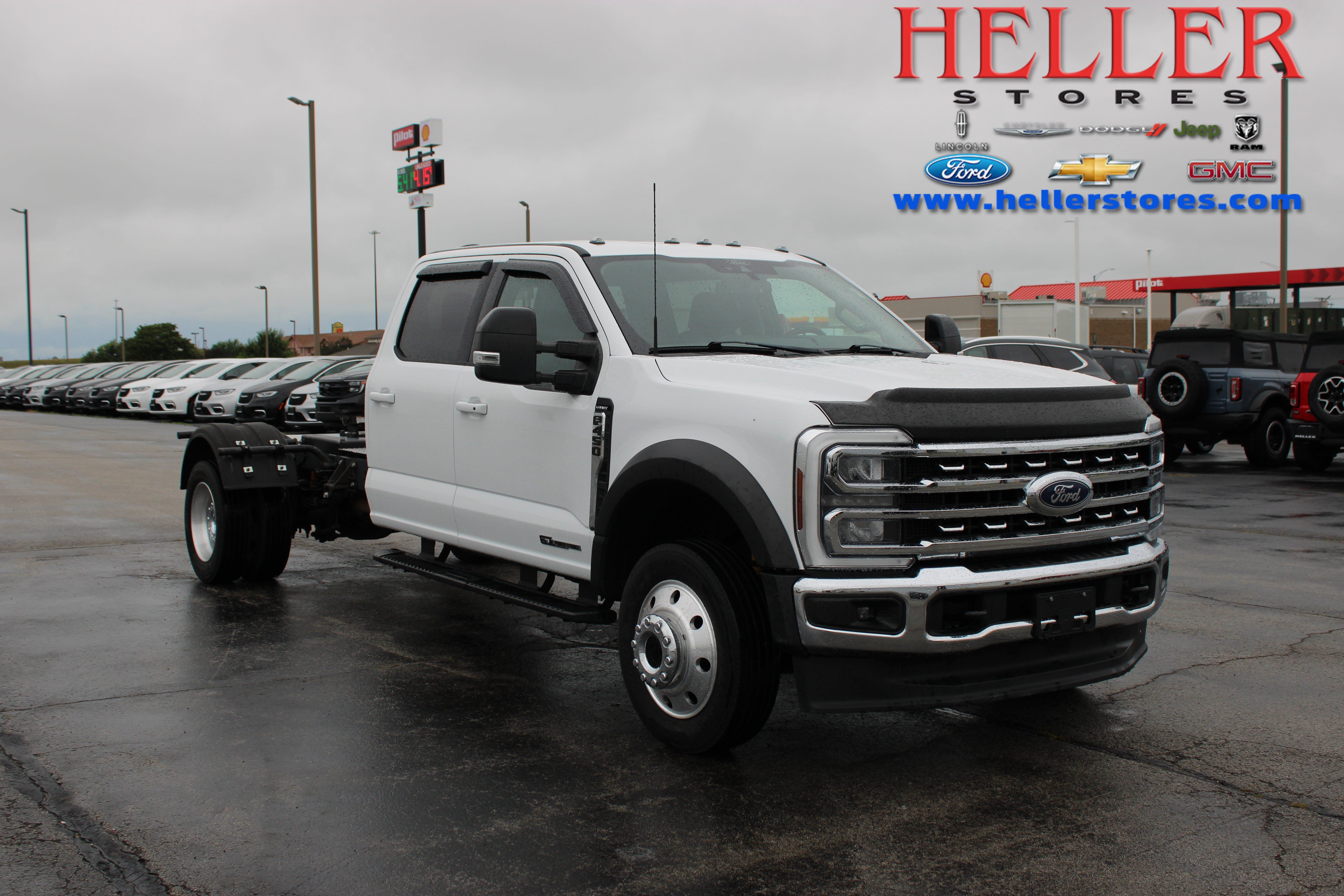 Used 2024 Ford F450 Lariat AWD/4WD image 1
