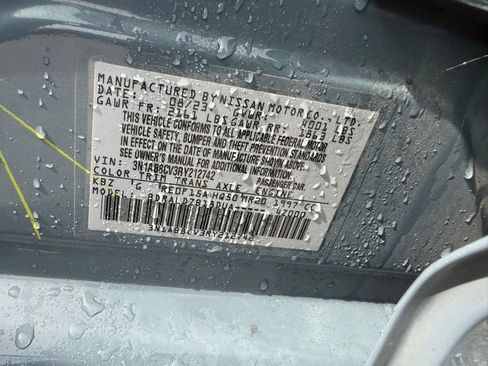 Used 2024 Nissan Sentra SV FWD image 19