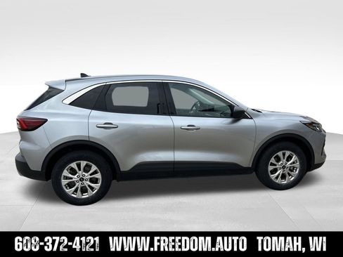 Used 2024 Ford Escape Active w/ Tech Pack #1 AWD/4WD image 8