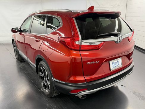Used 2018 Honda CR-V Touring image 3