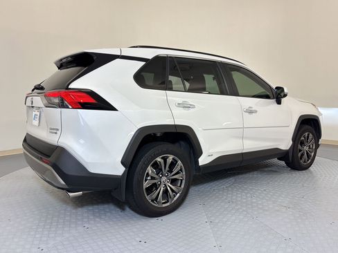 Used 2024 Toyota RAV4 Limited image 9