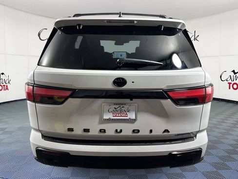 Used 2025 Toyota Sequoia Platinum image 7