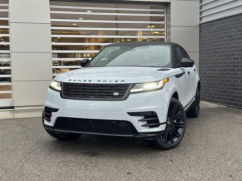 New 2026 Land Rover Range Rover Velar Dynamic SE image 1