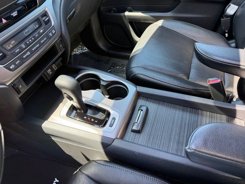 Used 2019 Honda Pilot EX-L image 13