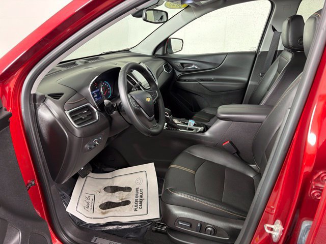 Used 2023 Chevrolet Equinox Premier AWD/4WD image 12