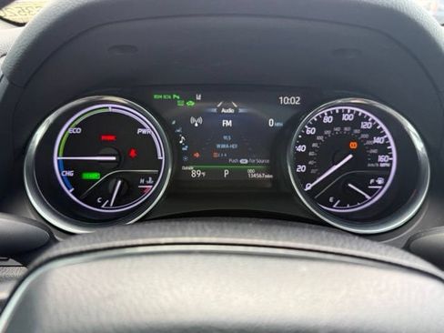 Used 2020 Toyota Camry XLE w/ Driver Assist Package FWD image 28