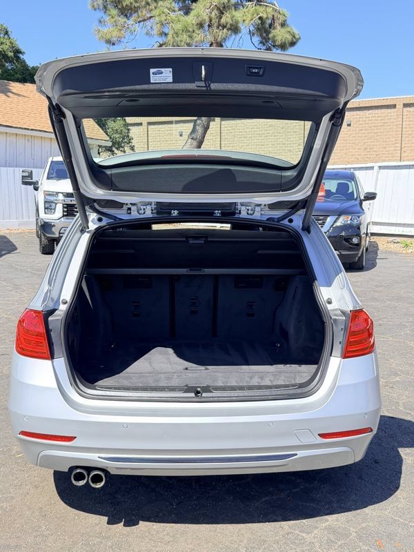 Used 2014 BMW 328i xDrive Wagon AWD/4WD image 13