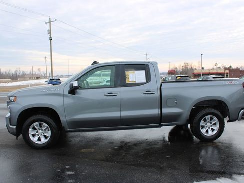 Used 2020 Chevrolet Silverado 1500 LT w/ Trailering Package image 6