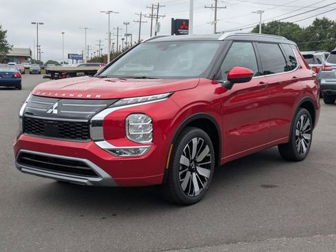 New 2025 Mitsubishi Outlander SEL image 7