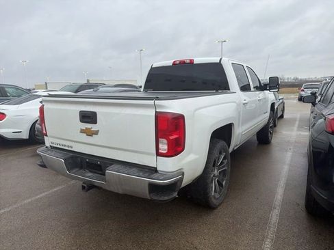 Used 2018 Chevrolet Silverado 1500 LT w/ Max Trailering Package image 4