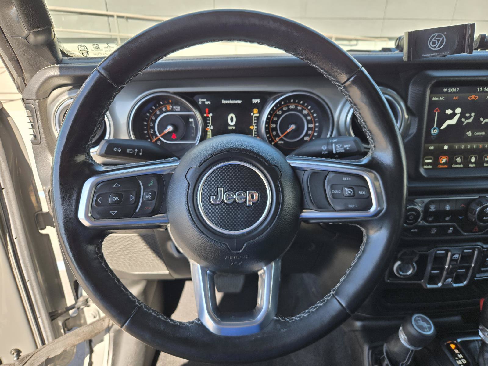 Used 2022 Jeep Gladiator Overland w/ Cold Weather Group AWD/4WD image 18