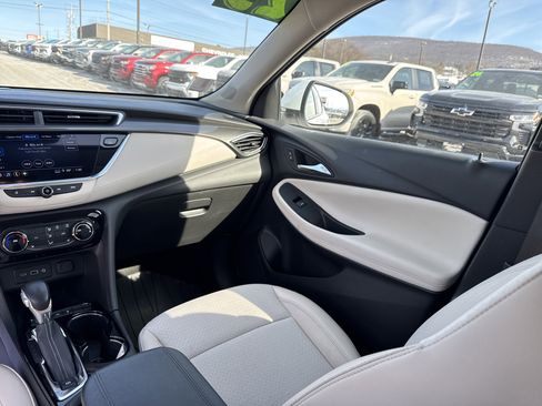 Used 2023 Buick Encore GX Preferred w/ Cold Weather Comfort Package image 15