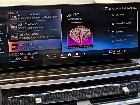 Used 2024 BMW X5 xDrive50e image 22