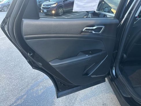 Used 2023 Kia Sportage EX w/ EX Premium Package image 23