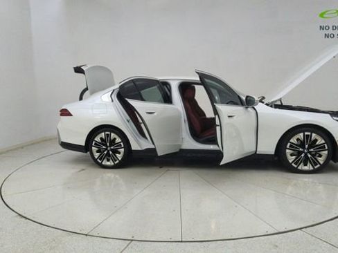 Used 2026 BMW 540i xDrive AWD/4WD image 74