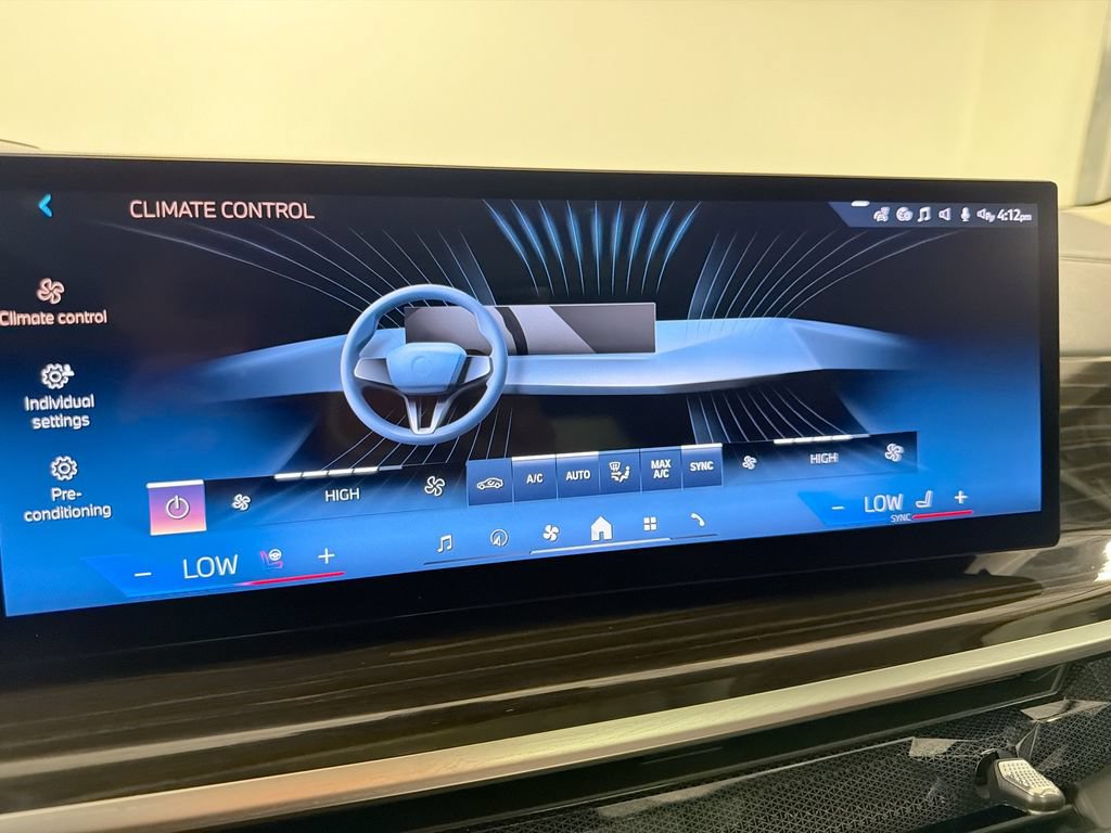 Used 2024 BMW X7 xDrive40i AWD/4WD image 17