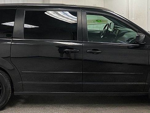 Used 2017 Dodge Grand Caravan GT w/ Safety Sphere Group image 4