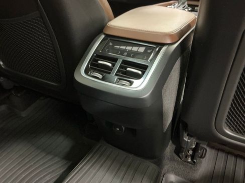 Used 2022 Volvo XC90 T6 Inscription w/ Advanced Package image 28