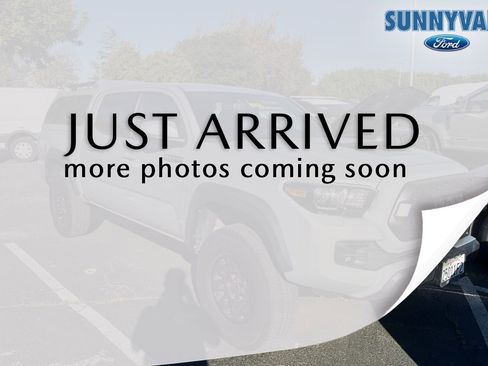 Used 2017 Toyota Tacoma TRD Pro image 1