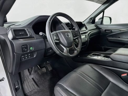 Used 2024 Honda Ridgeline TrailSport image 9