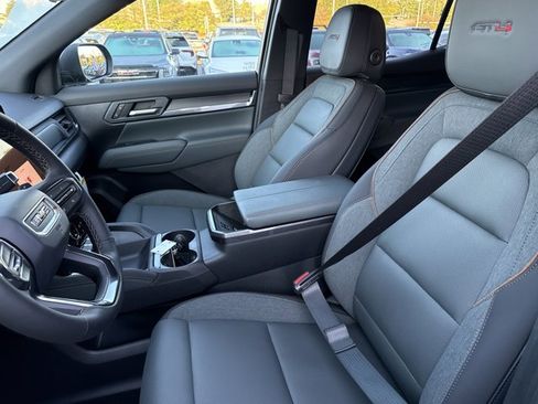 New 2026 GMC Terrain AT4 w/ Technology Package II image 5