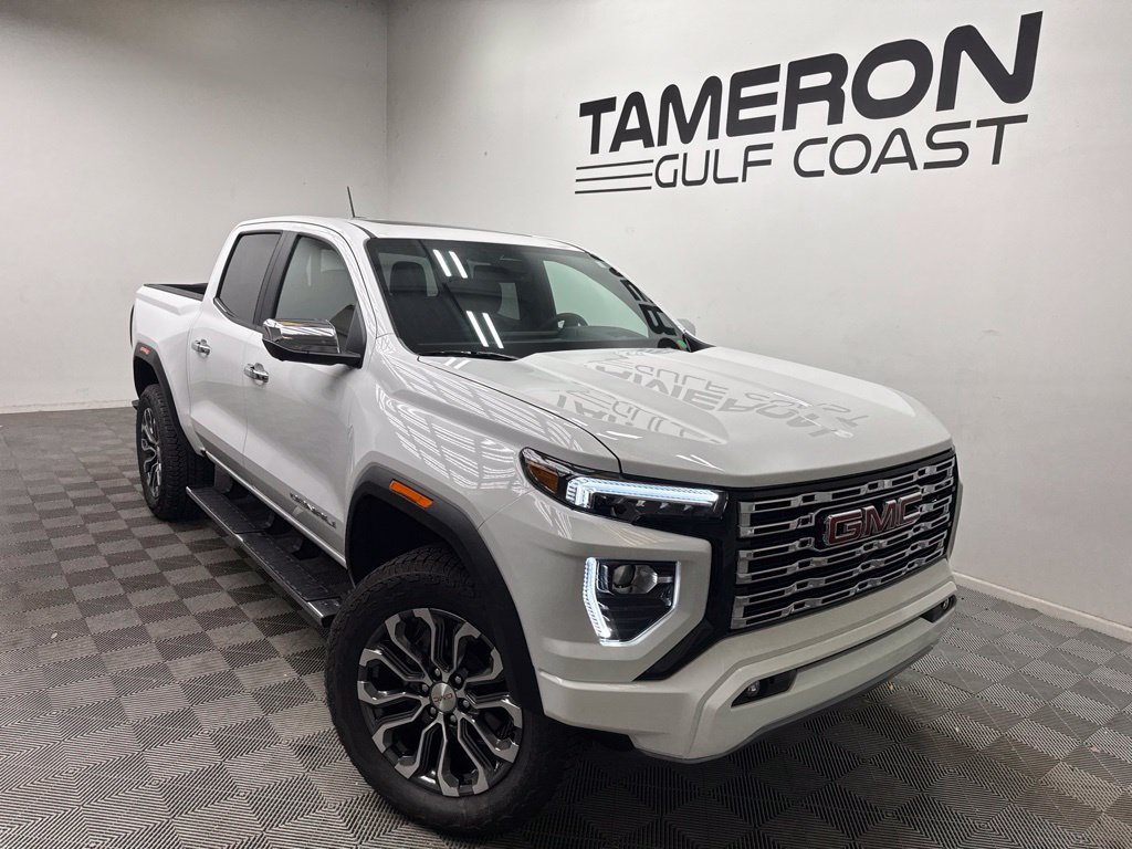 Used 2026 GMC Canyon Denali AWD/4WD image 4
